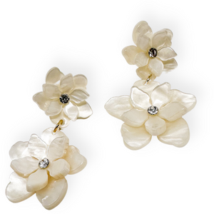 Pearlized Double Flower