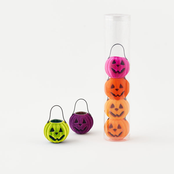 A Sleeve of Pumpkin Baskets